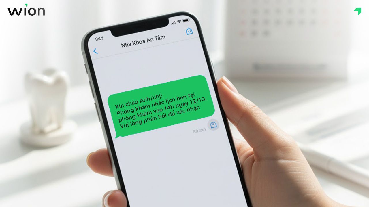 SMS nha khoa là gì? Tại sao phòng khám cần dùng?