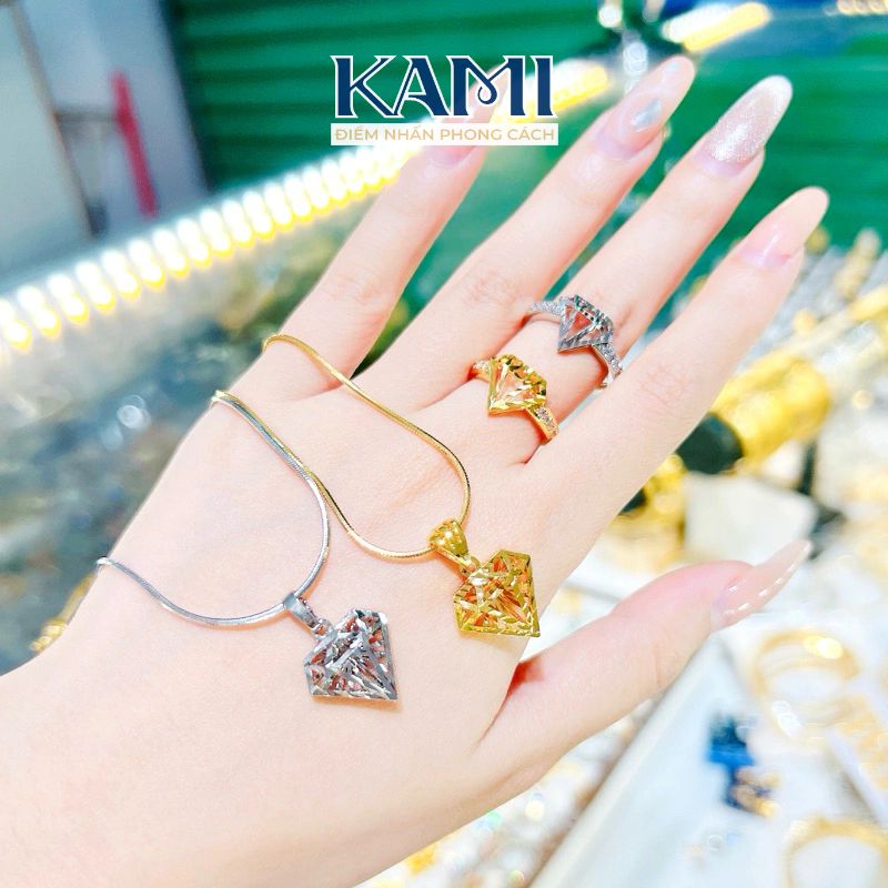 set-bo-day-chuyen-va-nhan-hoa-tiet-kim-cuong-kami-trang-suc--2