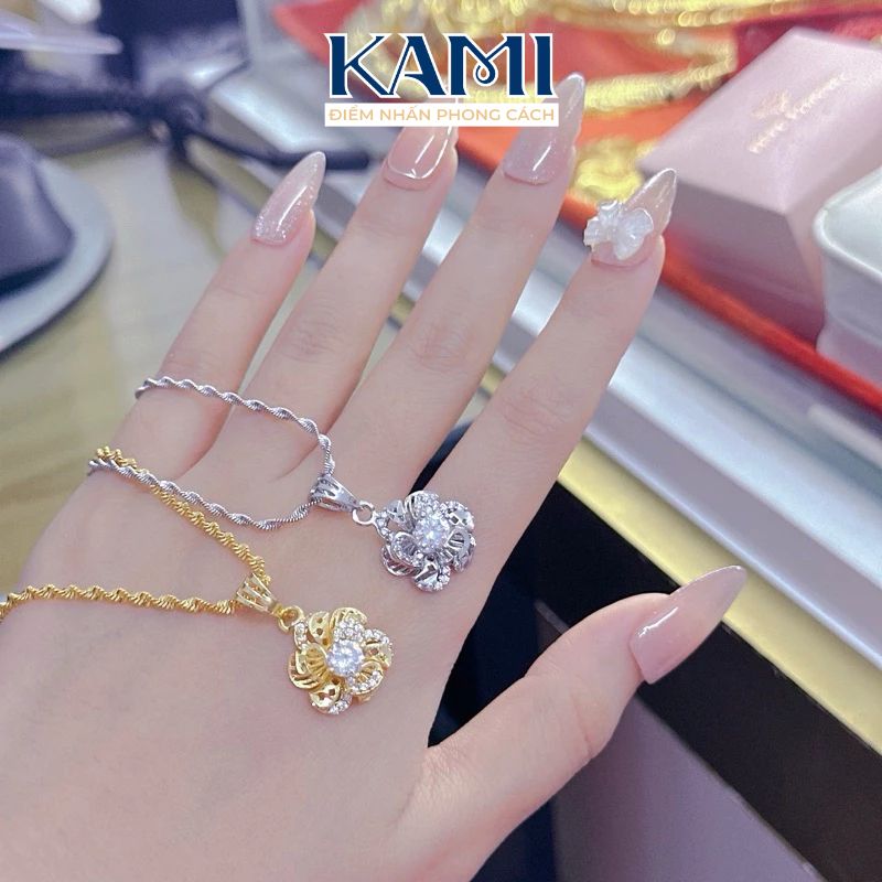 day-chuyen-mi-xoan-kem-mat-hoa-mai-mini-dinh-da-kami-trang-s-1