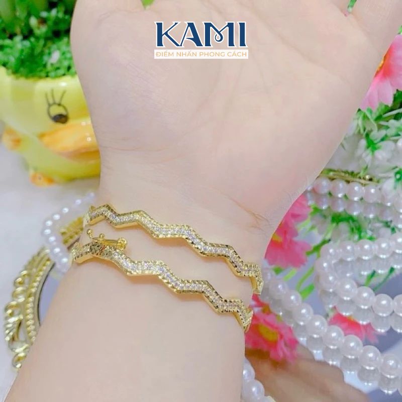 vong-tay-gon-song-dinh-da-cz-nhan-tao-khoa-cai-ma-vang-kami--3