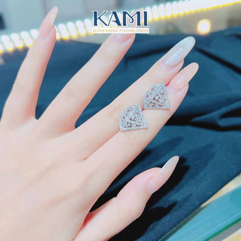 bong-tai-hoa-tiet-kim-cuong-lon-vien-da-tam-nhan-tao-sieu-sa-4