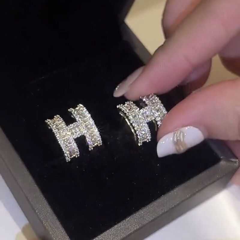 bong-tai-chu-h-full-da-bagguet-nhan-tao-sieu-sang-xi-bach-ki-1