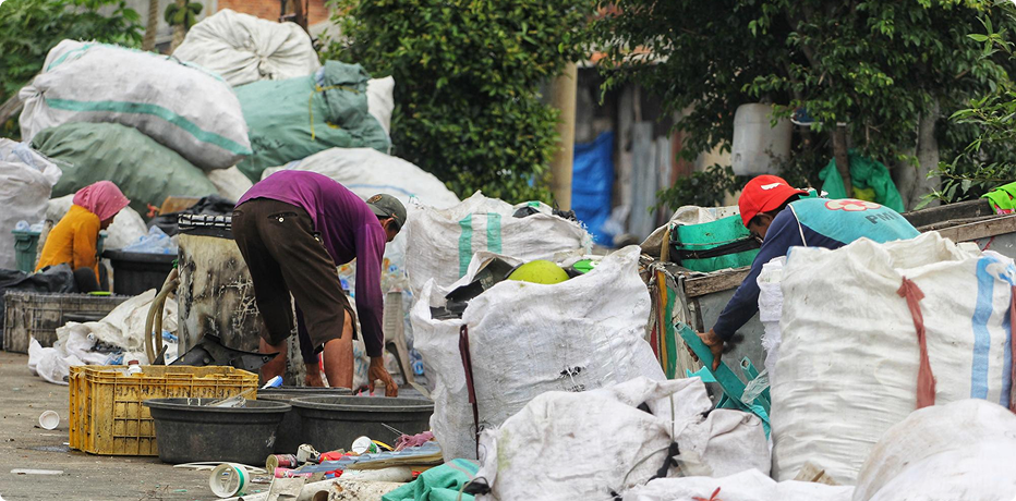 Hòa Phú cam kết mang đến cho khách hàng dịch vụ thu mua nhanh chóng – minh bạch – giá cao tận nơi.