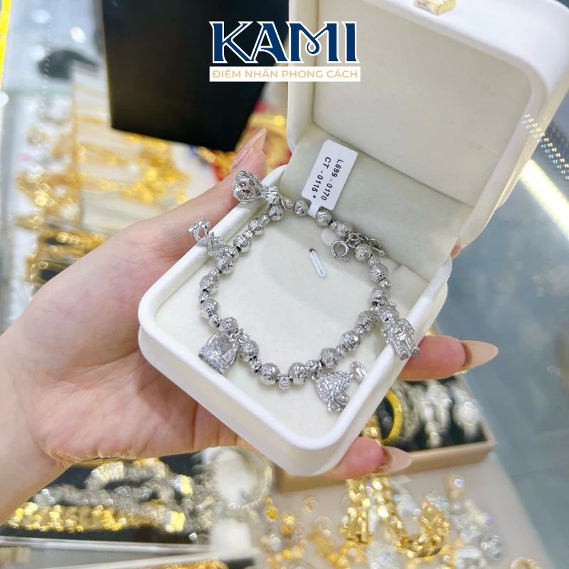 lac-tay-bi-pan-charm-queen-hot-trend-kami-trang-suc-si-lbn11-5