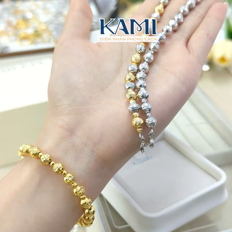 lac-tay-bi-nhe-nhieu-mau-5-ly-cham-4d-kami-trang-suc-kami-lb-1