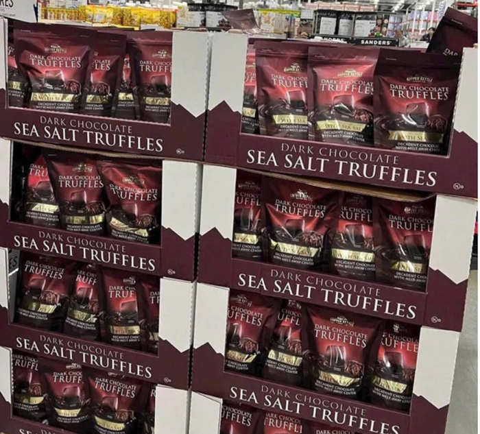 Dark Chocolate Truffles With Sea Salt của Mỹ