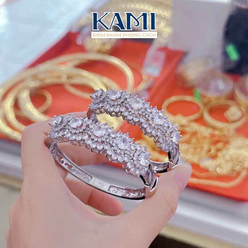 vong-tay-hoa-nua-da-sieu-sang-xi-bach-kim-xoan-italy-kami-tr-1