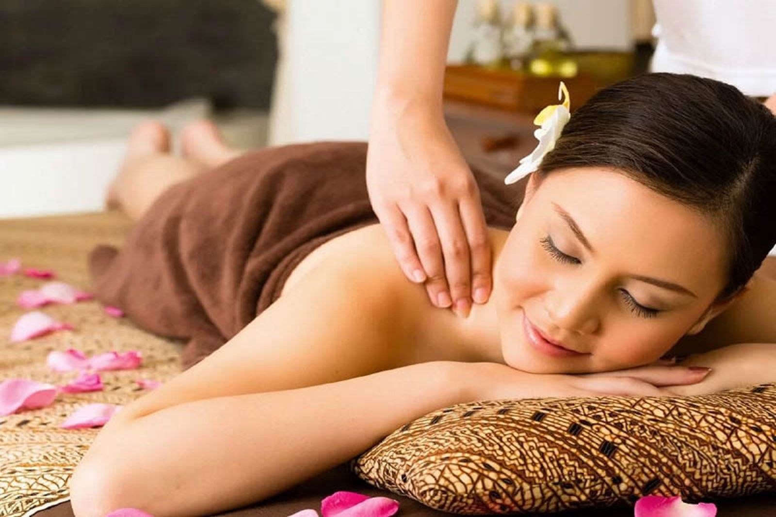 Massage-Thái-cổ-truyền