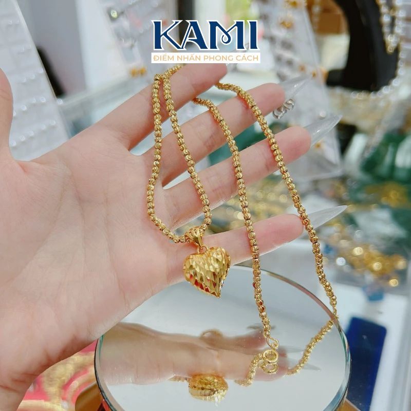 day-chuyen-bi-kem-mat-tim-cham-khia-ma-vang-kami-trang-suc-s-4
