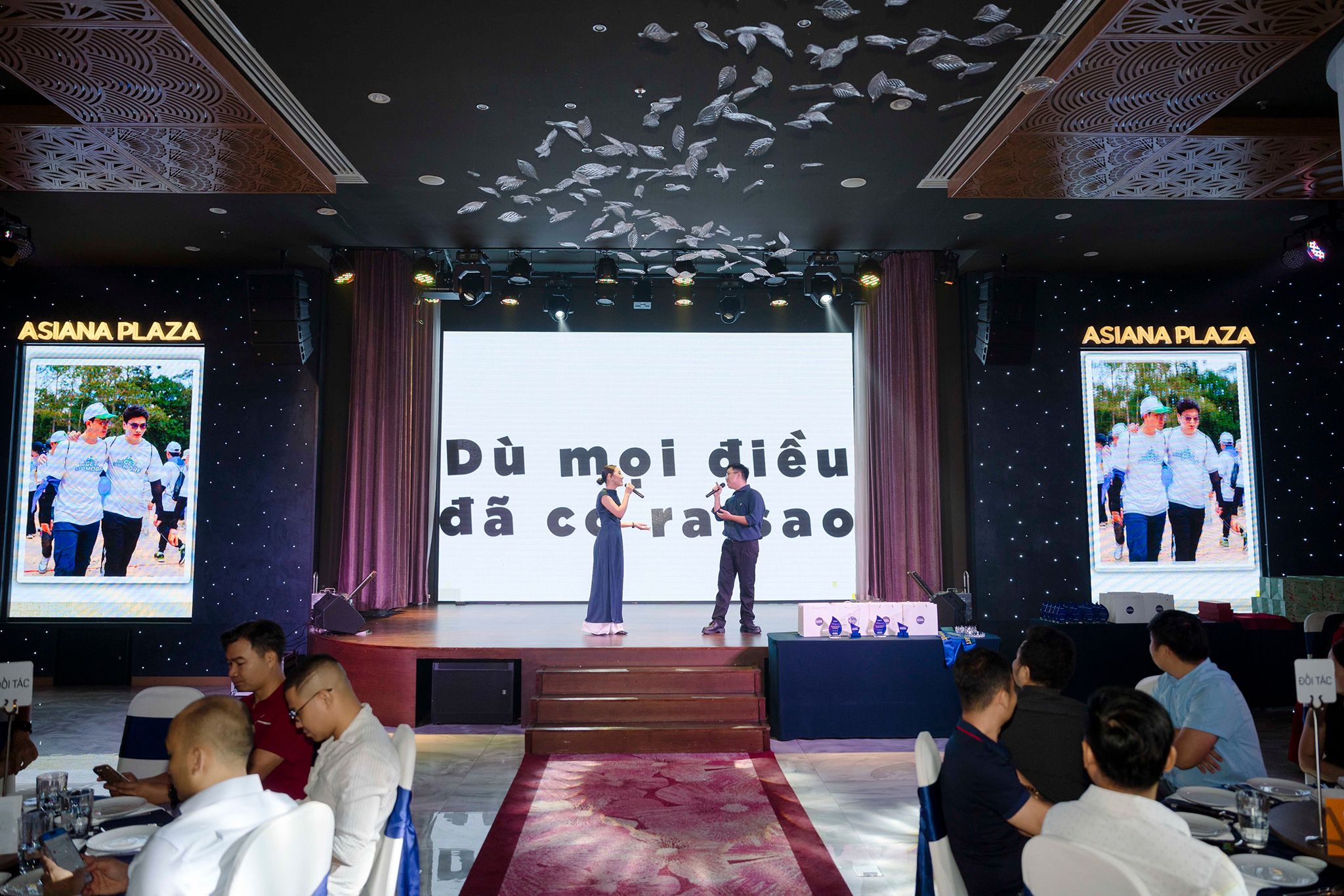 QUY07569 1