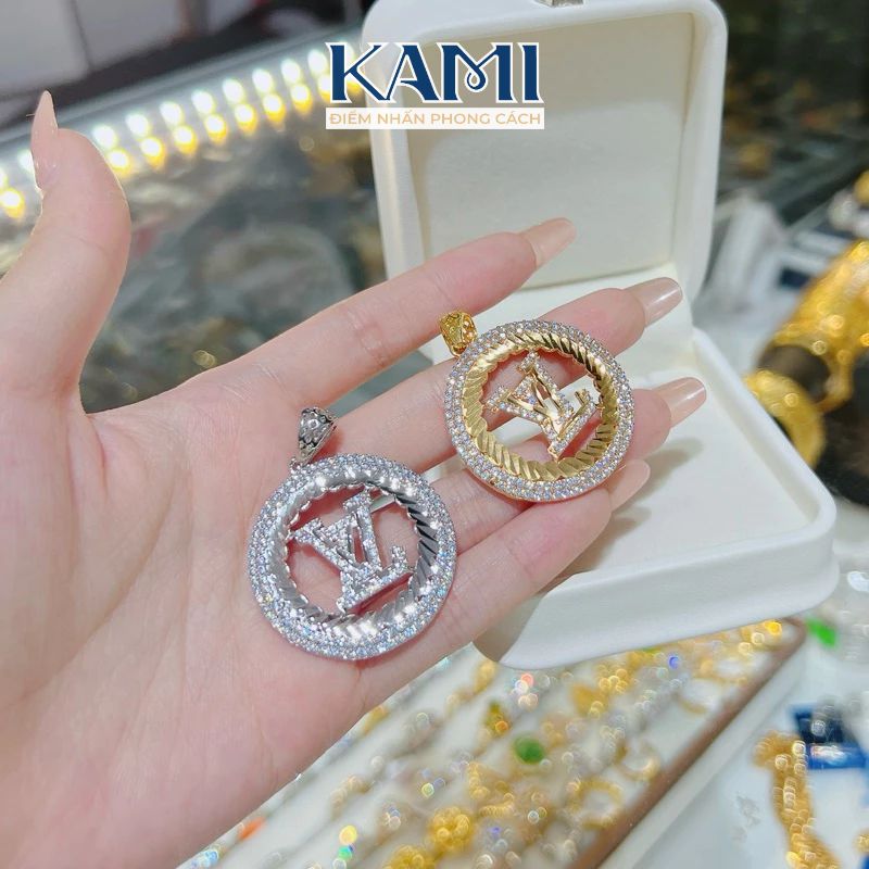 mat-day-chuyen-v-l-vien-cham-moi-kami-trang-suc-si-mht58-4