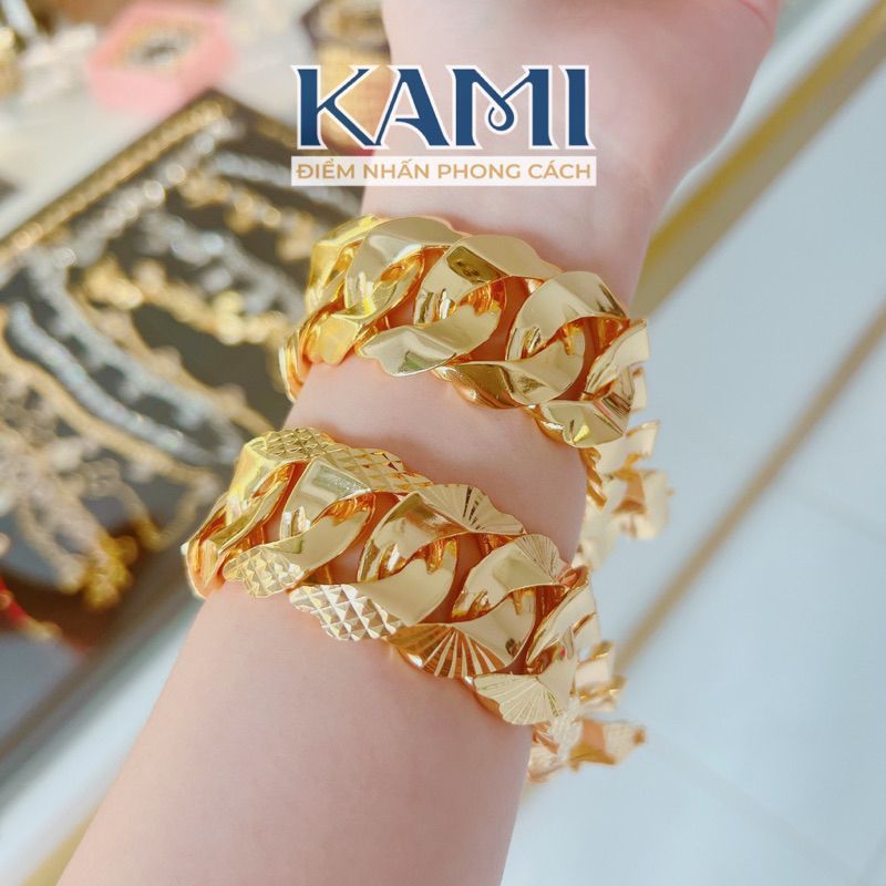 lac-lat-sun-nam-nu-ma-vang-mo-phong-10-cay-khoa-hop-co-khac--3