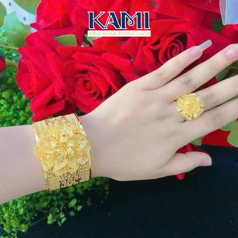 set-vong-va-nhan-hoa-mai-dubai-freesize-kami-trang-suc-si-sd-1