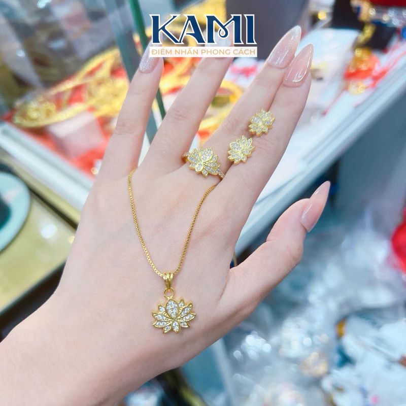set-bo-trang-suc-3-mon-hoa-sen-ma-vang-kami-trang-suc-si-2