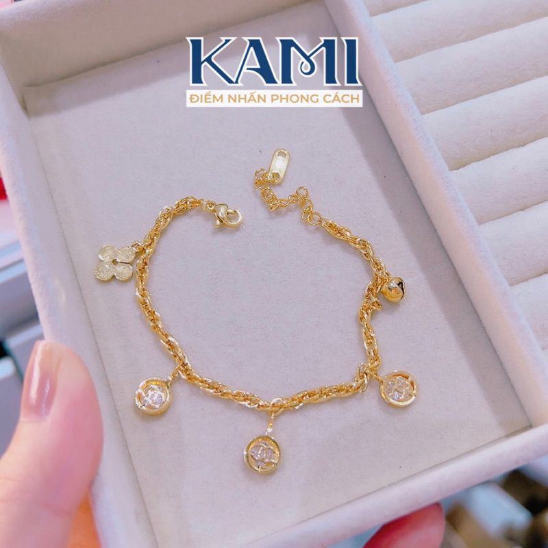 lac-tay-titan-xoan-nho-gan-charm-khong-den-khong-gi-kami-tra-6