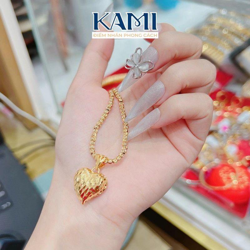 day-chuyen-bi-kem-mat-tim-cham-khia-ma-vang-kami-trang-suc-s-1