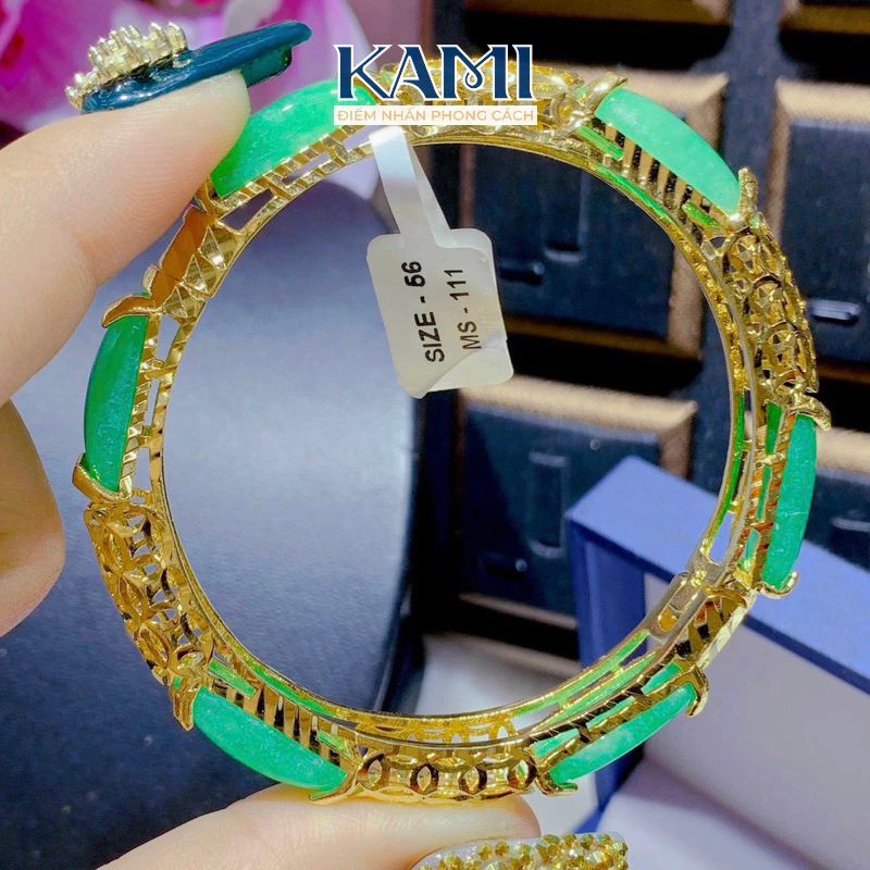 vong-tay-nu-mau-thach-xanh-nhan-tao-ma-vang-kami-trang-suc-s-3
