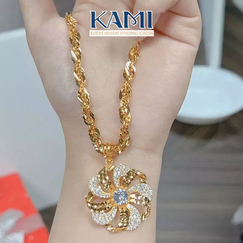 day-chuyen-xoan-la-kem-mat-hoa-kami-trang-suc-si-dl9v-mh35-3