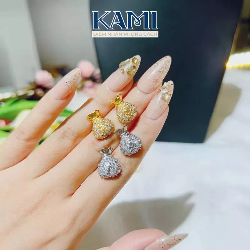 bong-tai-hoa-tiet-tui-tien-tai-loc-kami-btg1-2